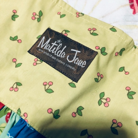 SOLD Matilda Jane Strawberry, Lace Dress With Tie On Back Size 4 - Picture 4 of 9